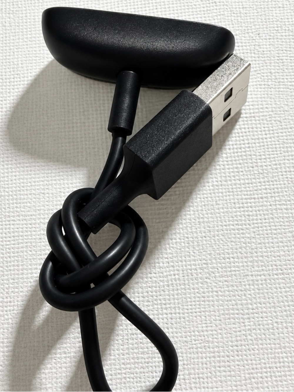 NEW Fitbit Charge 5 / Charge 6 USB-A Magnetic Charging Cable
